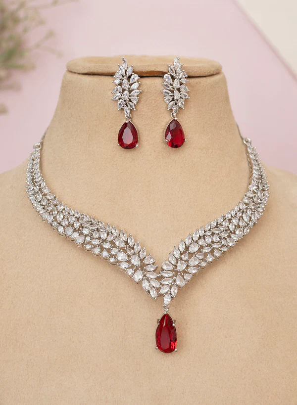 Onima Necklace Set - Image 2
